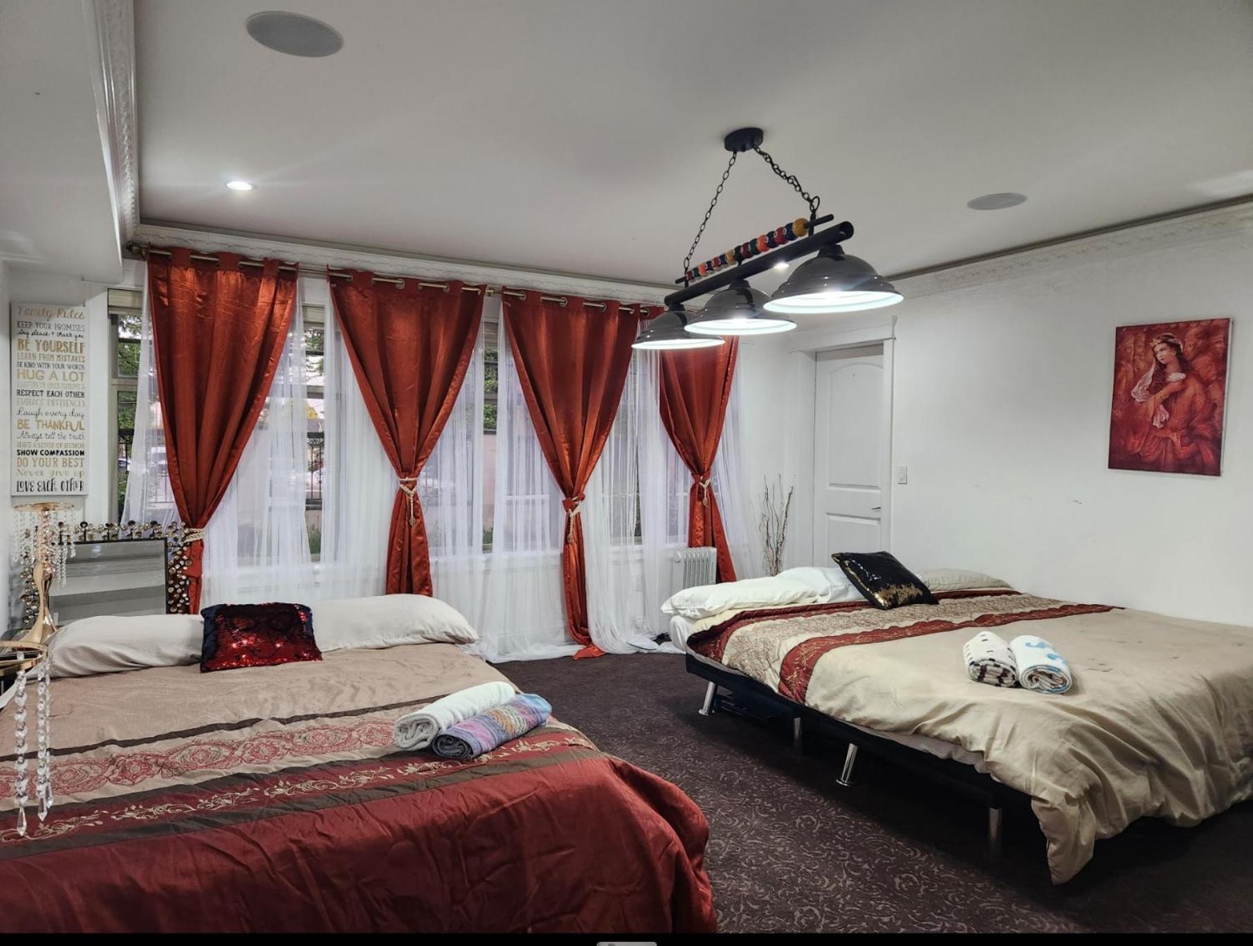Empress Madani Palace Hotel Surrey Dış mekan fotoğraf