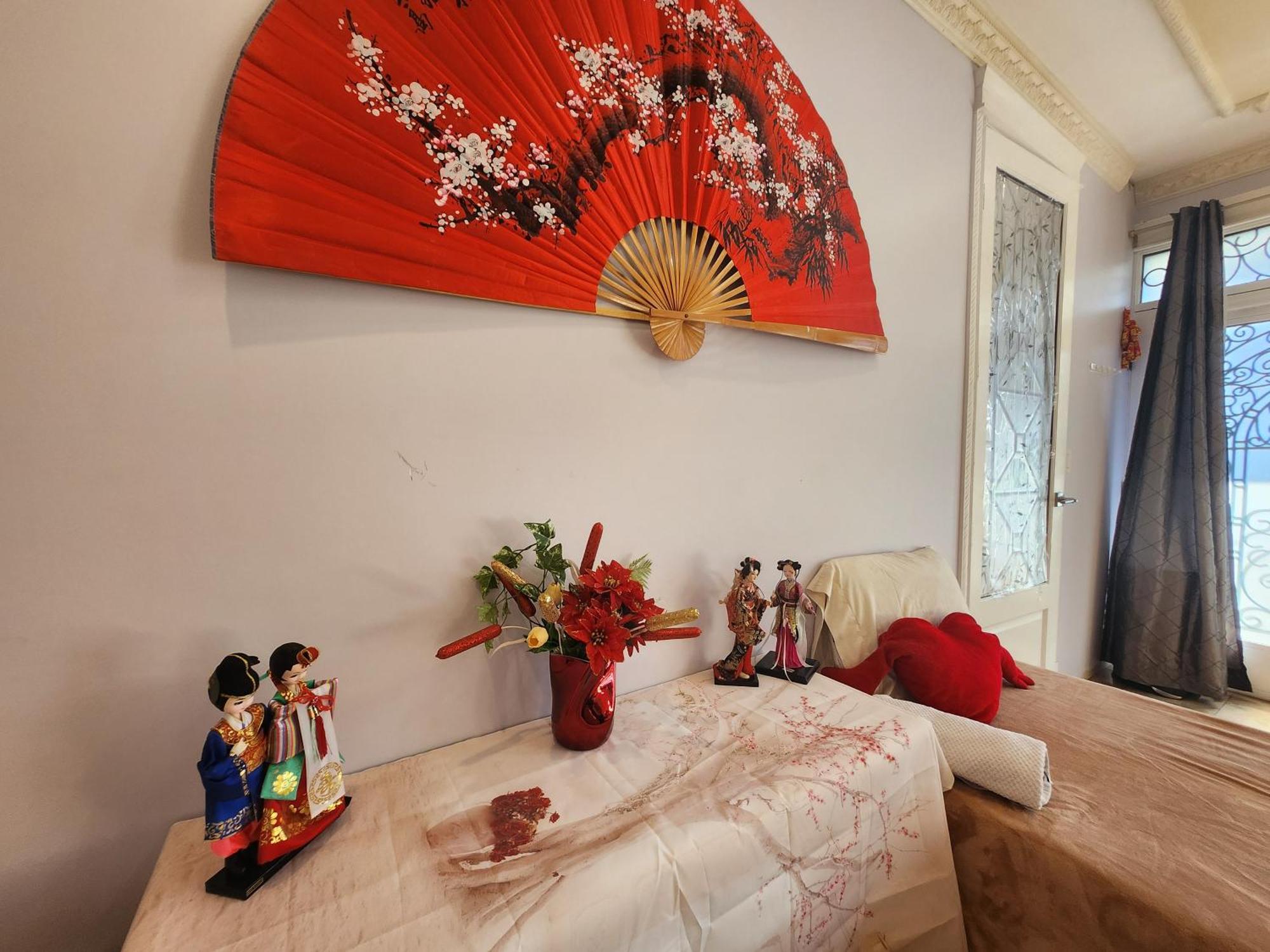 Empress Madani Palace Hotel Surrey Dış mekan fotoğraf